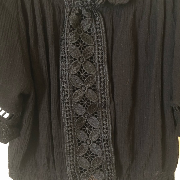 Black off the Shoulder Peasant Crop top NWOT - Renaissance / Western Style - Picture 4 of 12